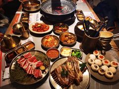 -草家酱蟹炭火烤肉店(珲春南路一店)