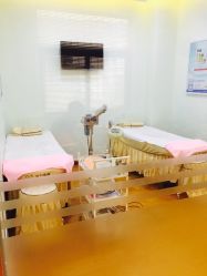 -苗方清颜专业祛痘养生