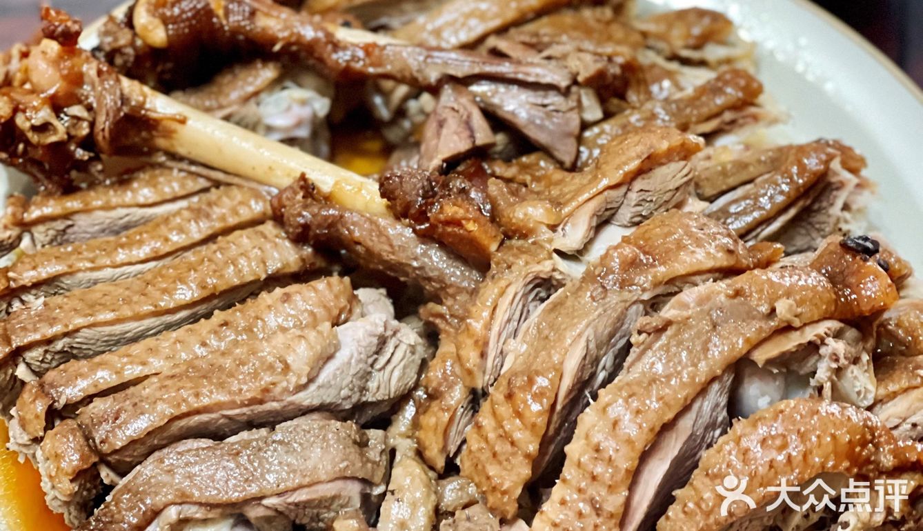 南宁也能吃上广东人气美食—清远碌鹅[调皮]