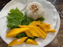 -玖月时尚泰式餐厅