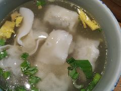 -新梅华·茶点餐厅(欧尚店)
