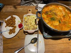 年糕五花肉火锅-花腰餐吧Bistro烧烤 傣味(传媒大学店)