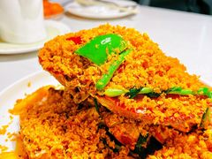 避风塘炒石岩蟹-79号渔船海鲜饭店(宝安店)