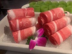 -尚尚仙·酸汤猪手·猪肚鸡火锅(华联万柳购物中心店)