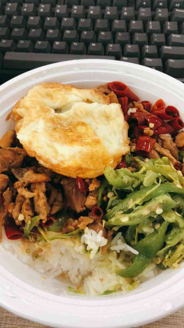 炅爸爸·擂椒拌饭(德思勤店)-"[呲牙]经常点进你爸爸外卖超爱辣子鸡,.