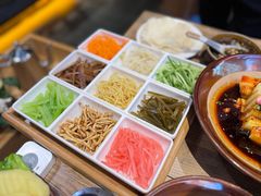 -野山舂·贵州现舂酸汤牛肉(东山店)