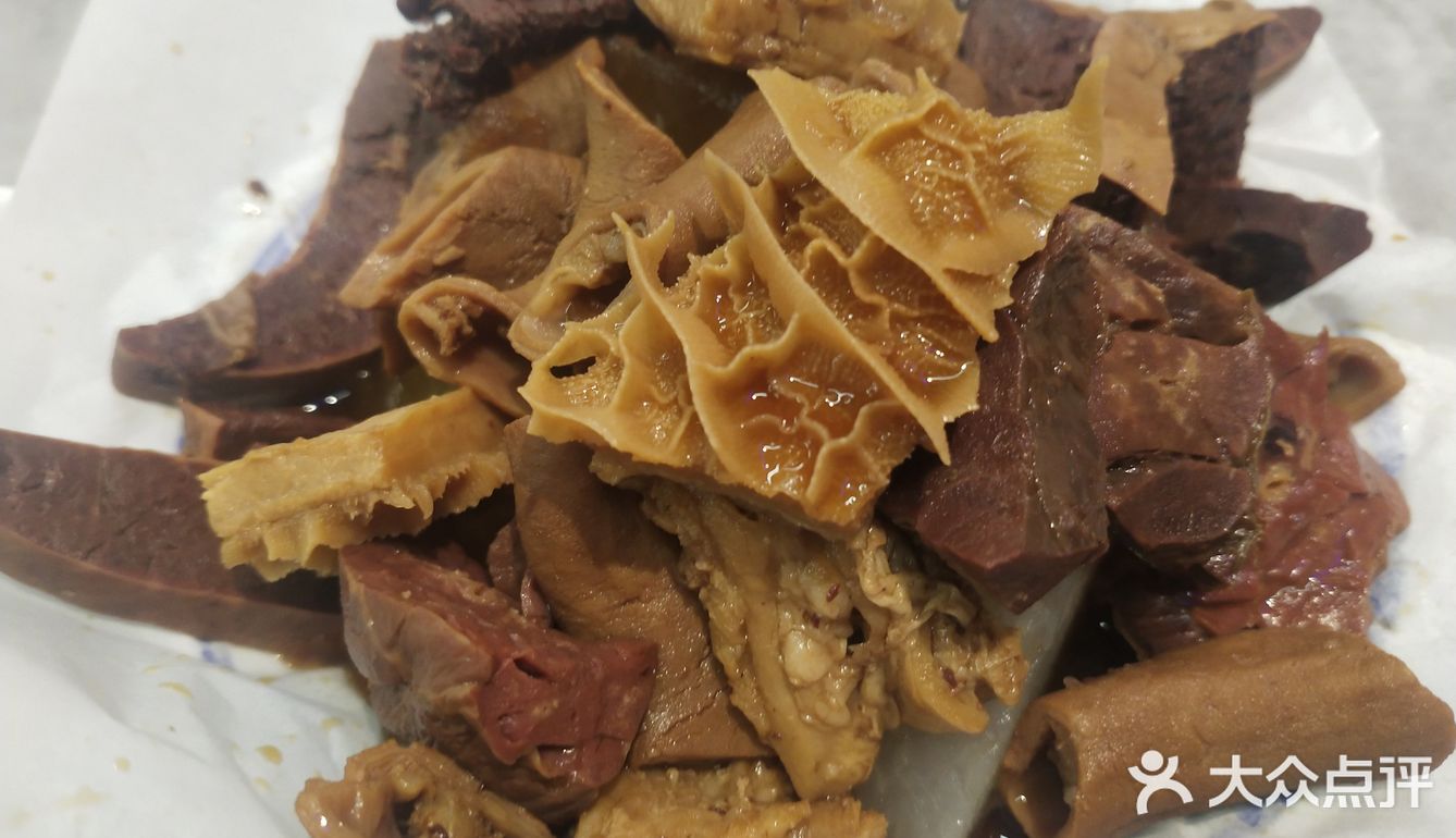 来悠唐逛街就来吃桐记