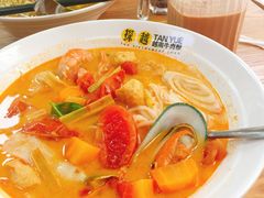 越式冬荫功-探越越南牛肉粉(江南西分店)