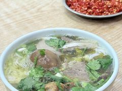 -全家福米线