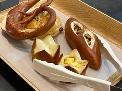 -Dough&Joe团憩(瑞虹天地月亮湾店)