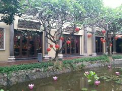 -河内西湖莲花自助餐厅