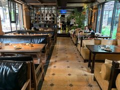 大堂-Local泰莲庭(虹鳟鱼店)