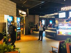 -CGV影城(滨江天街IMAX店)