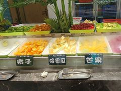 -金马门国际美食百汇(珞喻路店)