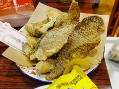 炸鱼皮-沙胆彪炭炉牛杂煲(成都玉林店)