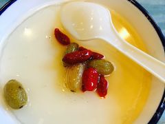 -壹阁胡羊焖饼(特色小吃街店)