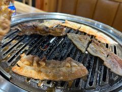 -汉城烤肉·黑金冠(华山路店)