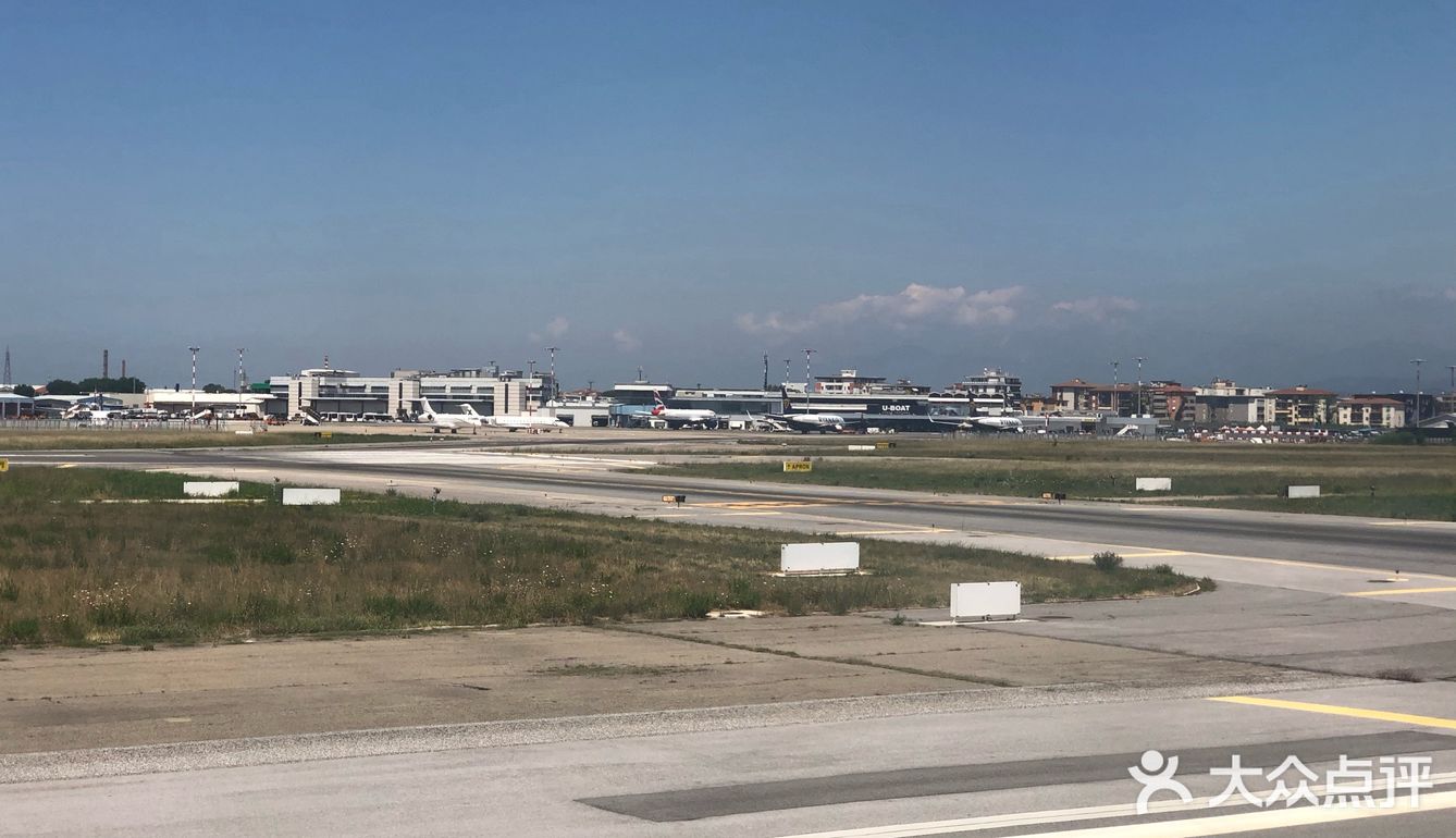 比萨机场托斯卡纳最大的机场比佛罗伦萨机场大
