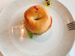 -广州塔卢特斯法国旋转餐厅