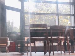 -星巴克(杭州湖滨银泰E区店)