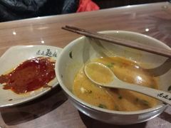 -亮亮面馆(经六路店)