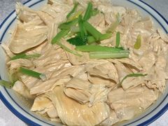 -五稻厨房粤西菜(新闻店)