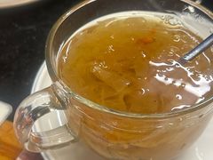 银耳汤-小饕荟雅安贡椒鱼鲜馆(广福桥店)