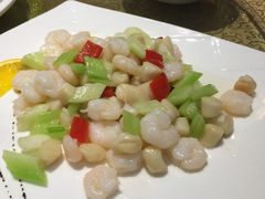 -山明水秀大饭店