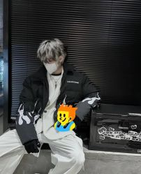 -一家只做男发烫染的店
