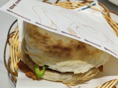 孜然鸡肉夹馍-香探花·擀面皮肉夹馍(北苑店)