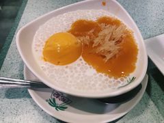 杨枝甘露-松记糖水店(铜锣湾分店)