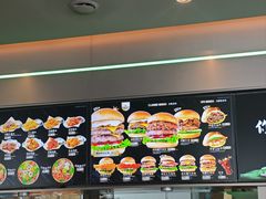 -二钢串叔麻辣烫(华龙大厦店)