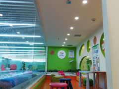 -小小王国亲子游泳俱乐部(锦辉中心)