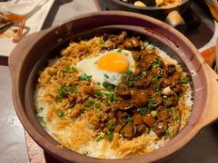 窝蛋鲍鱼瑶柱煲仔饭-啫神·广州地标美食(北京路店)