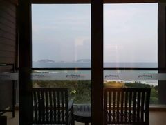 -三亚湾海居铂尔曼度假酒店