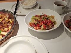 -首秀·四川料理(吾悦广场店)