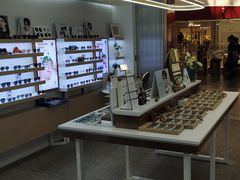 -无界眼镜MaxLess(南翔印象城店)