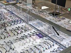 -潘多拉眼镜·蔡司依视路明月(潘家园店)