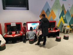 -第五极儿童乐园
