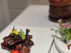 乳鸽-和平官邸·花园餐厅(武定西路店)