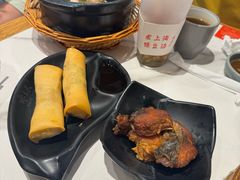 -馋三尺蟹粉小笼(人民广场店)