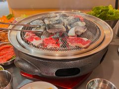 -围炉肉舍•炭烤活鳗•丹东海鲜烤肉(步行街店)