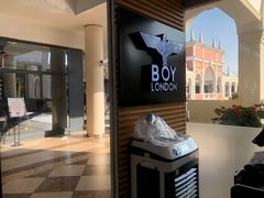 -BOY LONDON(上海佛罗伦萨小镇店)