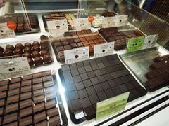 -VENCHI 闻绮(北京国贸商城店)