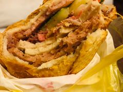 -Bánh Mì Huynh Hoa