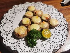 芝士焗口蘑-解忧不忧花园精酿餐吧