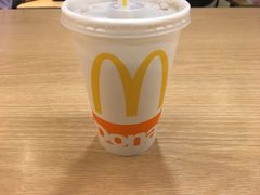 -麦当劳(杭州西湖银泰百货店)