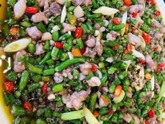 特色尖椒兔-江湖黑大兔(杨家坪店)