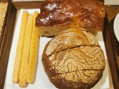 餐前面包-Atto Primo