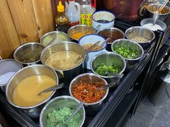 自助调料区-老字号.雅克白族石板烧十年老店(大理古城店)